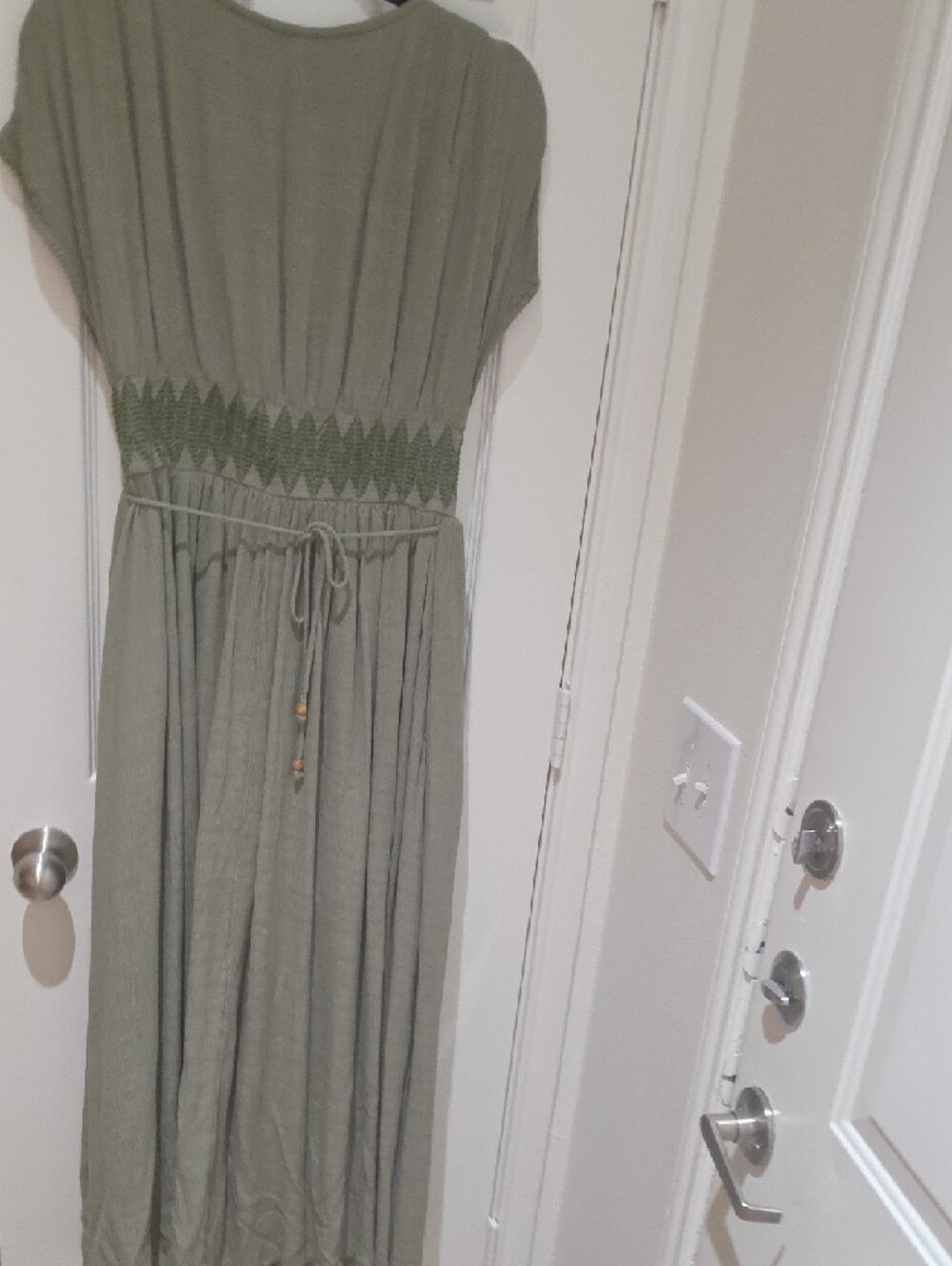 Free People Devon Midi Maxi Smocked Sage Green Dress Size L *tiny hole on back - Picture 10 of 10